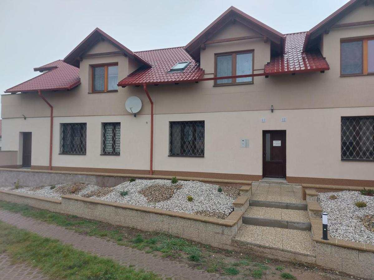 Penzion Tosa Klasterec nad Ohri Exterior photo